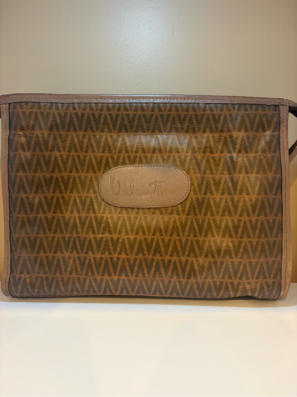 Mario Valentino Pouch